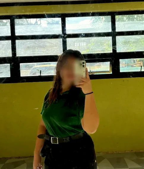 Amina, 19