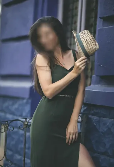 Anna, 31