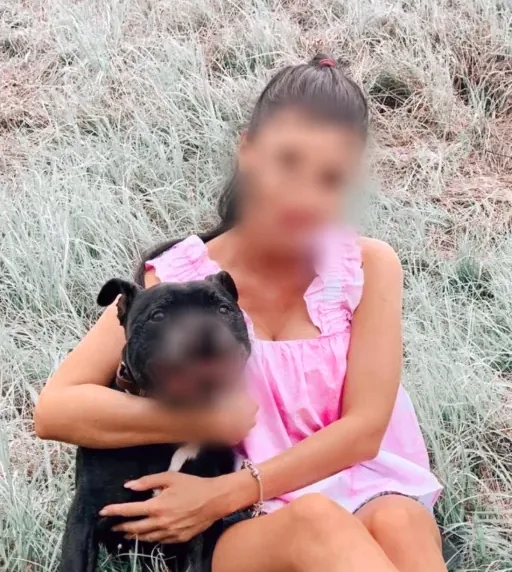 Caroline, 36