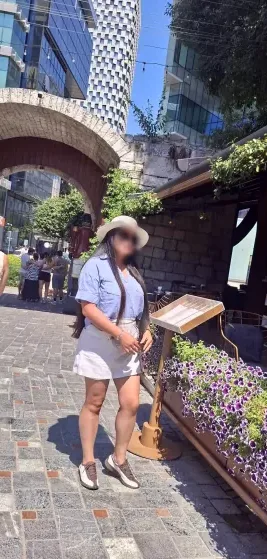 Milica, 35