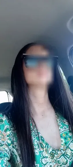 Rosa, 39