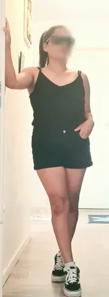 Simone, 38