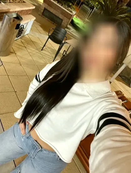 Thea, 24