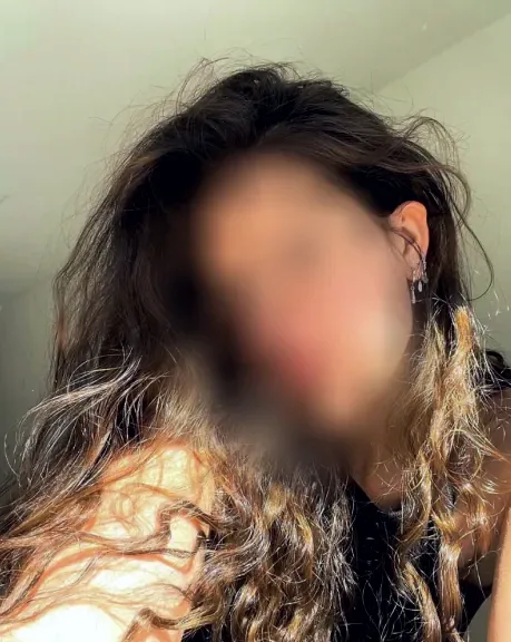Thea, 19
