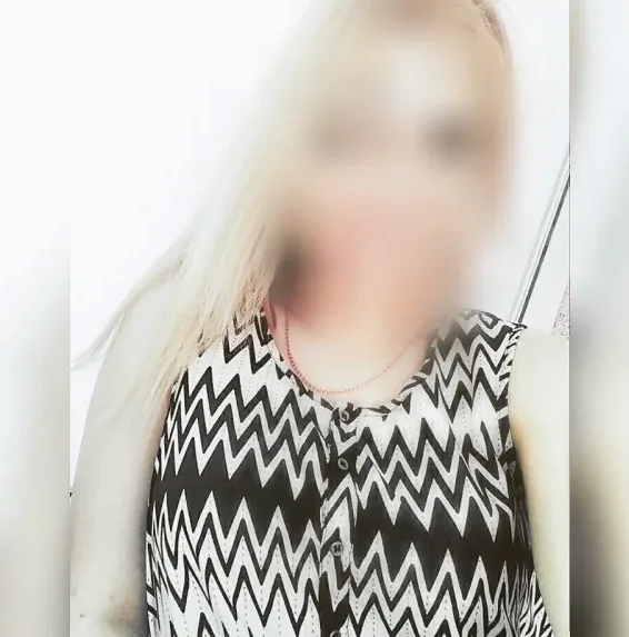 Yasmin, 29